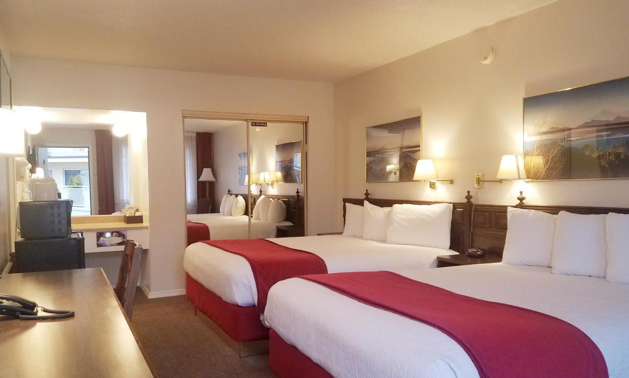Sovana Inn Medford Eksteriør billede